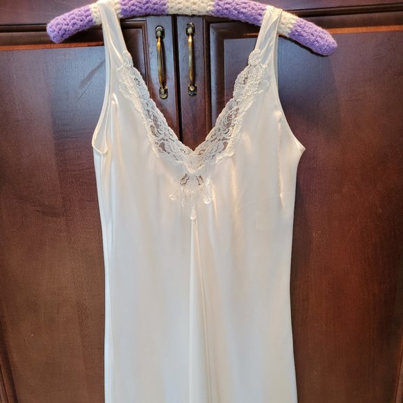 Pure Silk Chemise/Slip - Picture 1 of 3